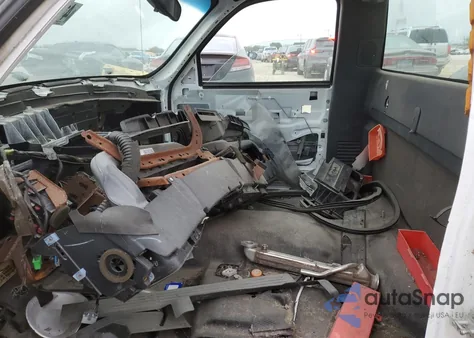 2006 Chevrolet Silverado C1500 from USA, damaged, VIN 3GCEC14X66G174539